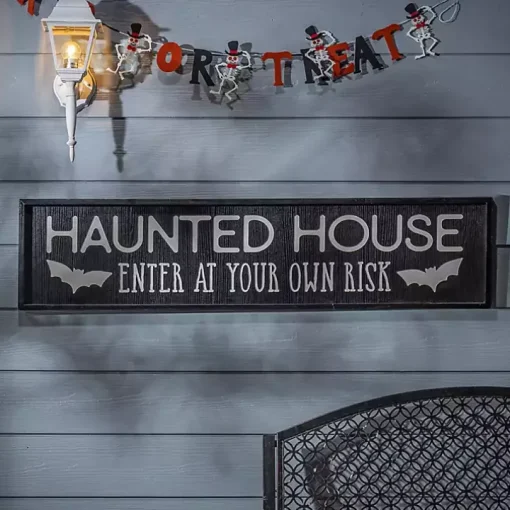 Black Haunted House Halloween Wall Plaque