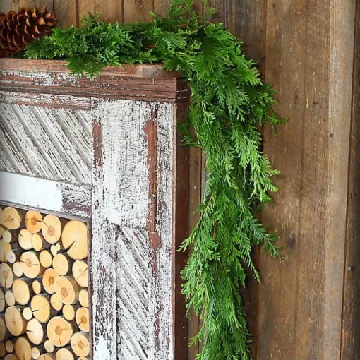 Fresh Cut Red Cedar Christmas Garland