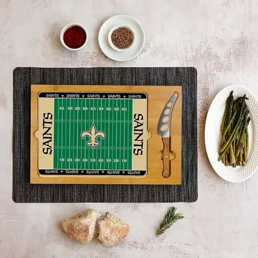 New Orleans Saints Cutting Board & Knife Set
